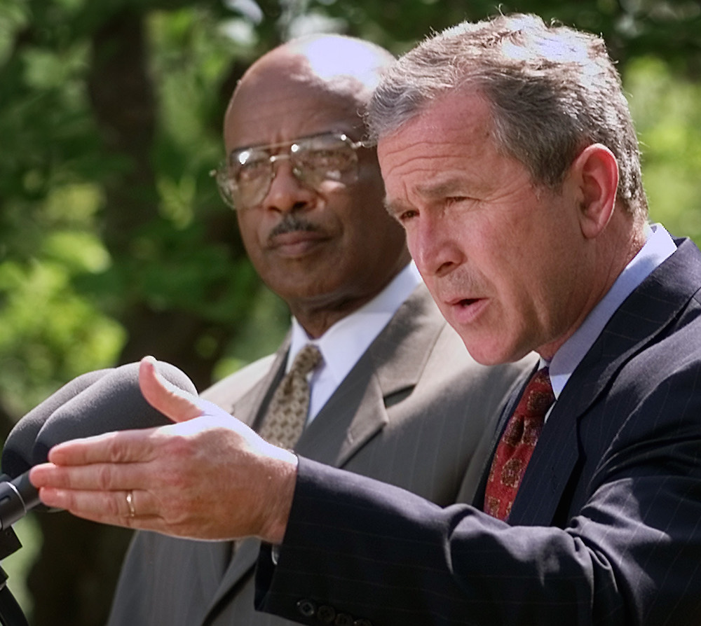 Texas Governor George W Bush with Houston Superintendent of Schools Rod Paige